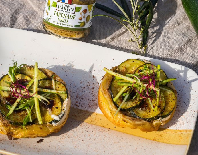 Recette de tatin de courgettes à la tapenade verte